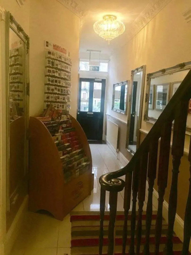 Classic Hyde Park Hotel