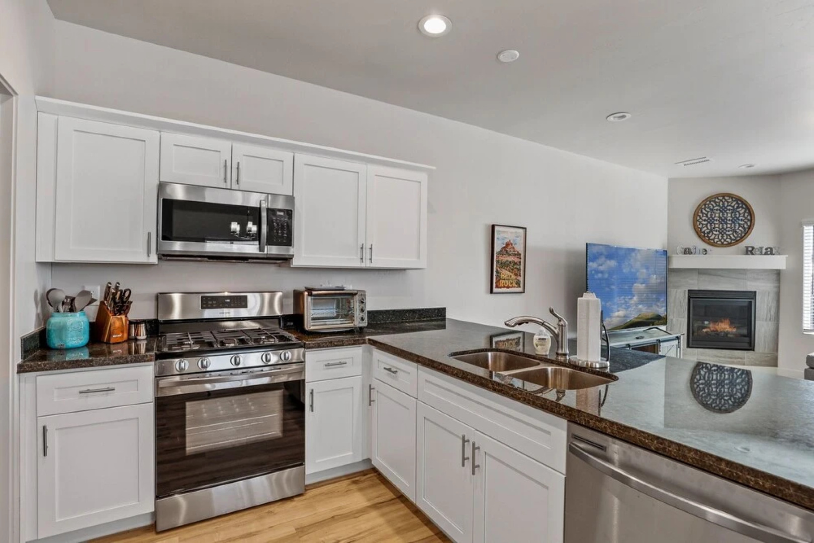 Bliss Flagstaff 55 3 Bedroom Townhouse by RedAwning