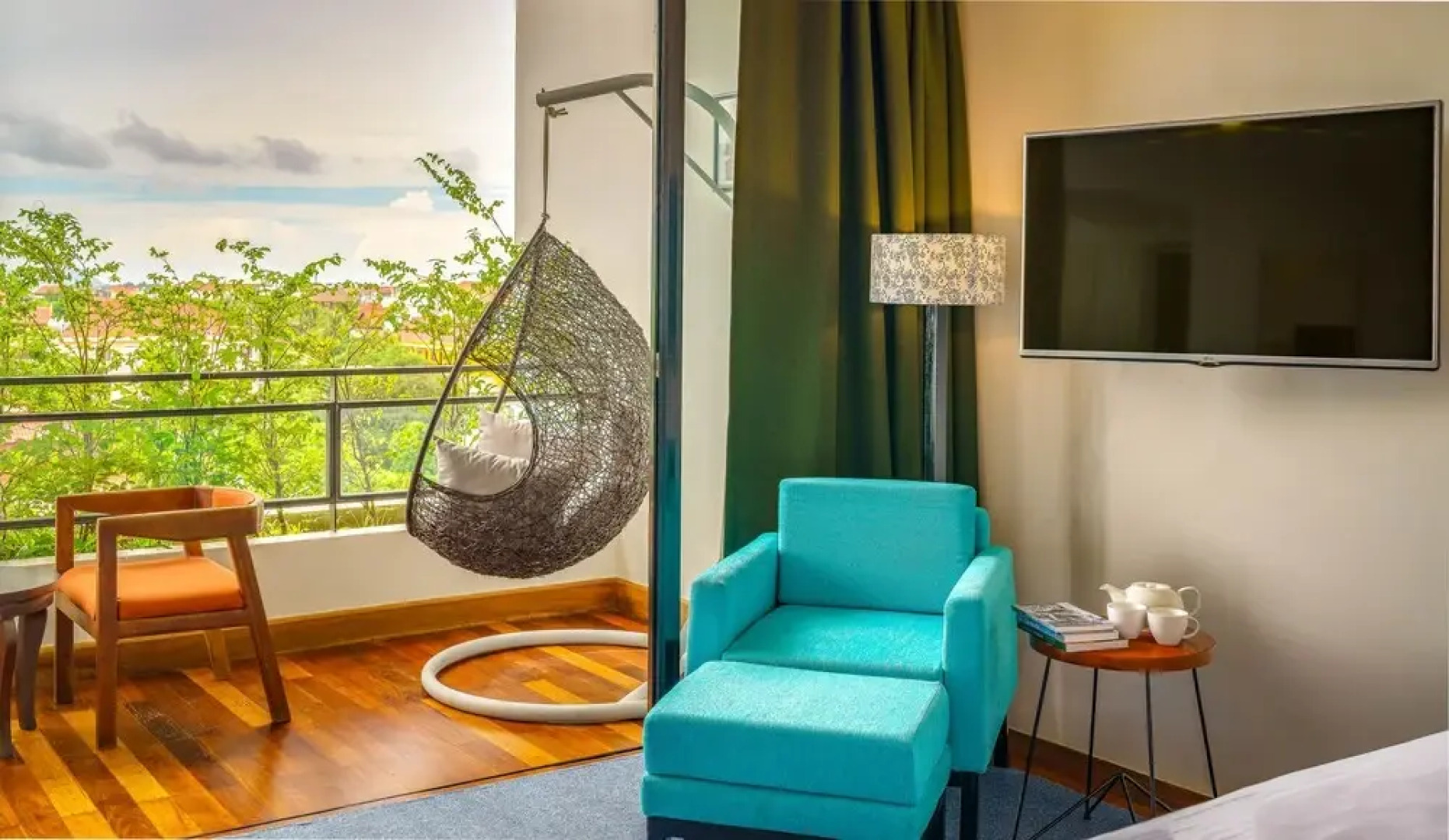 Secondfold Residence