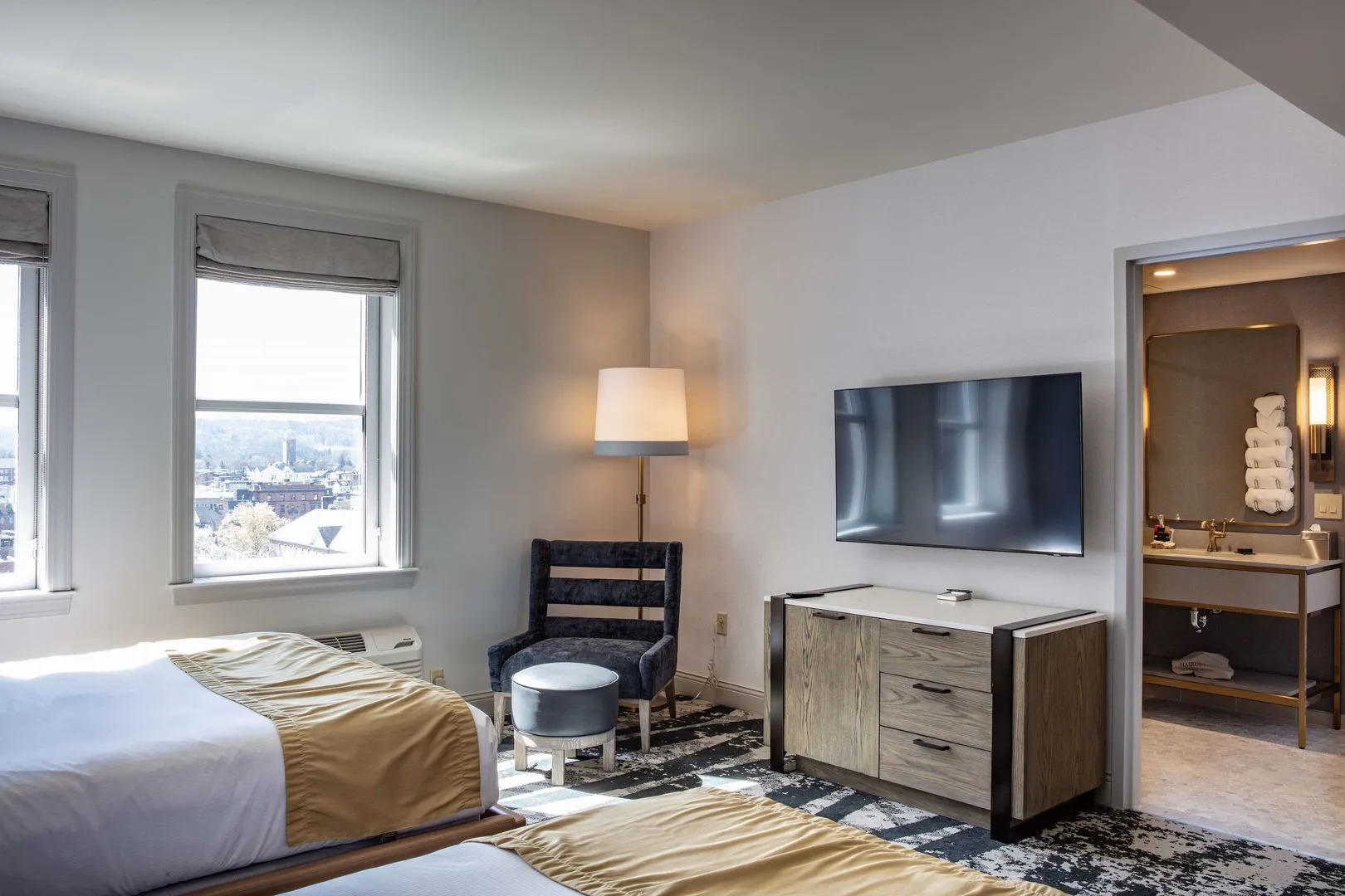 The Yorktowne Hotel, Tapestry Collection by Hilton