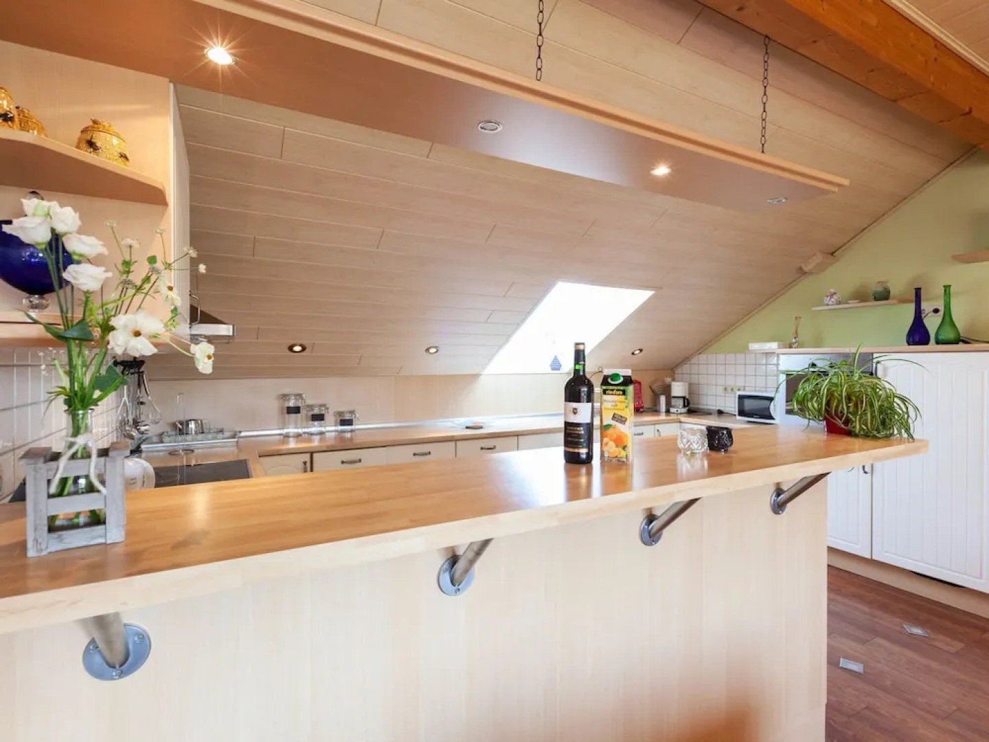 Large Apartment with Private Terrace near Kleve & Goch