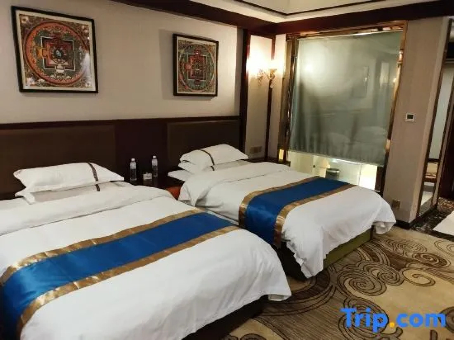 Shigatse Tangka Hotel