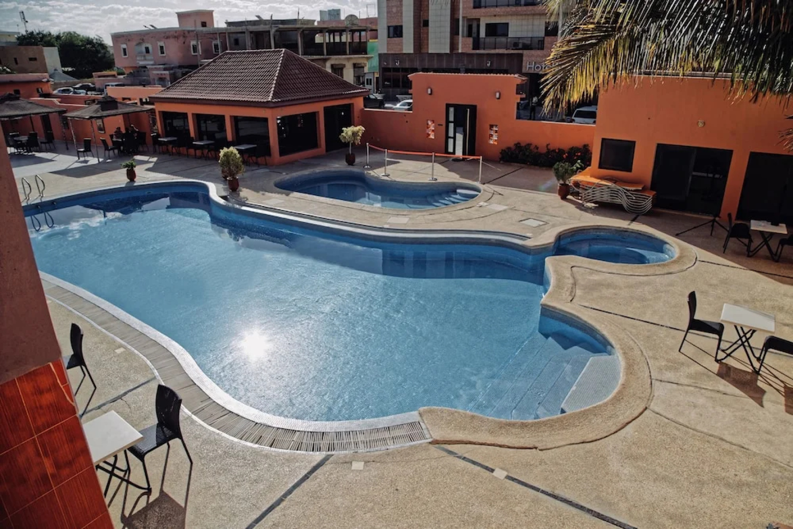 Hotel Iman