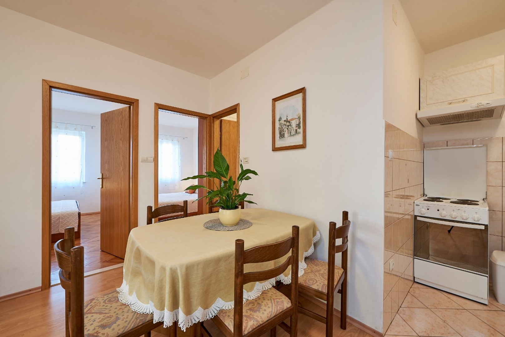 Apartment Ivanka - 200 m from sea: A1 Trogir, Riviera Trogir