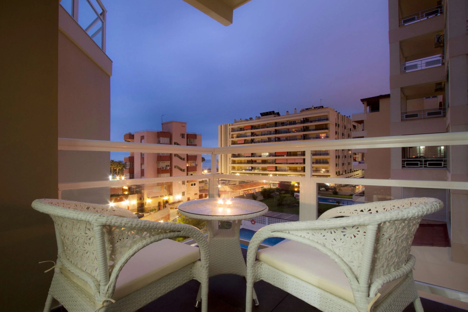 Отель Moon Dreams Torremolinos - Adults Recommended