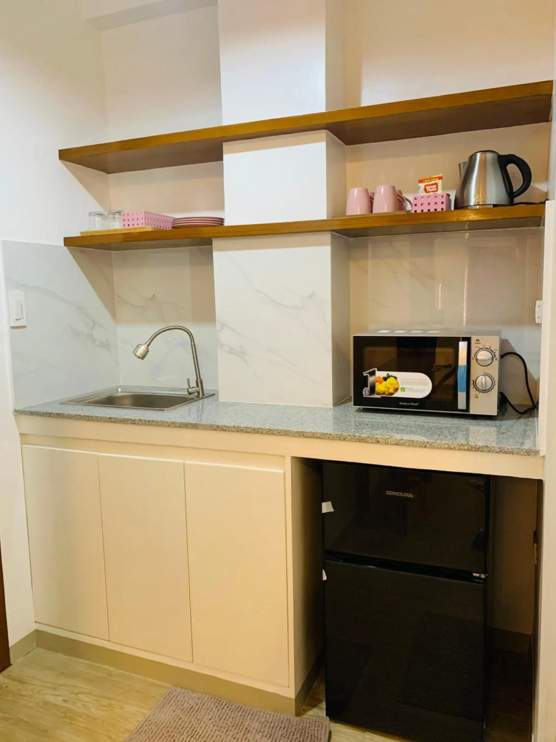 Cozy Unit at the heart of Balanga City