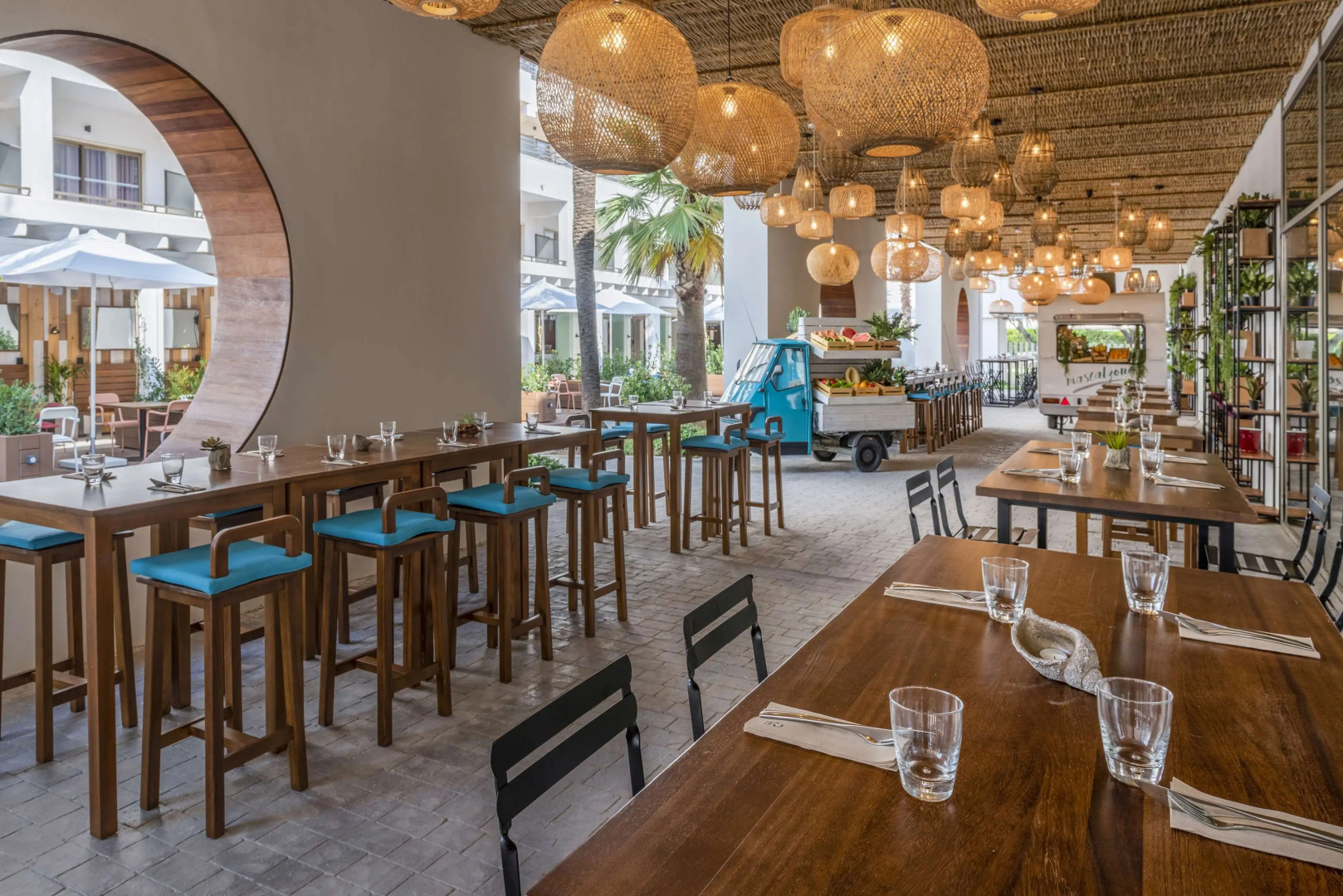 Отель Innside by Meliá Alcudia