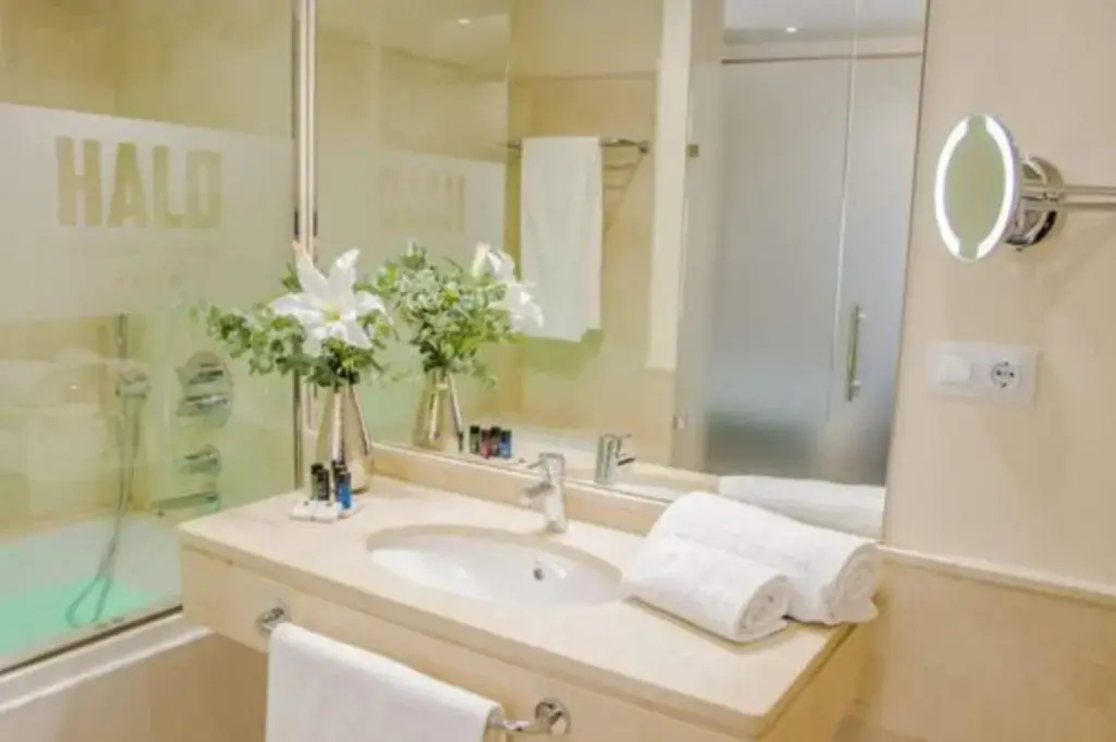 Halo Boutique Hotel