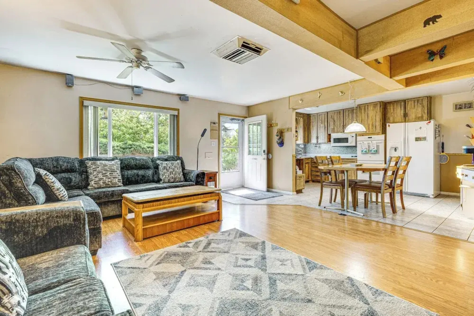 Near Family-friendly Attractions: Northglenn Home!