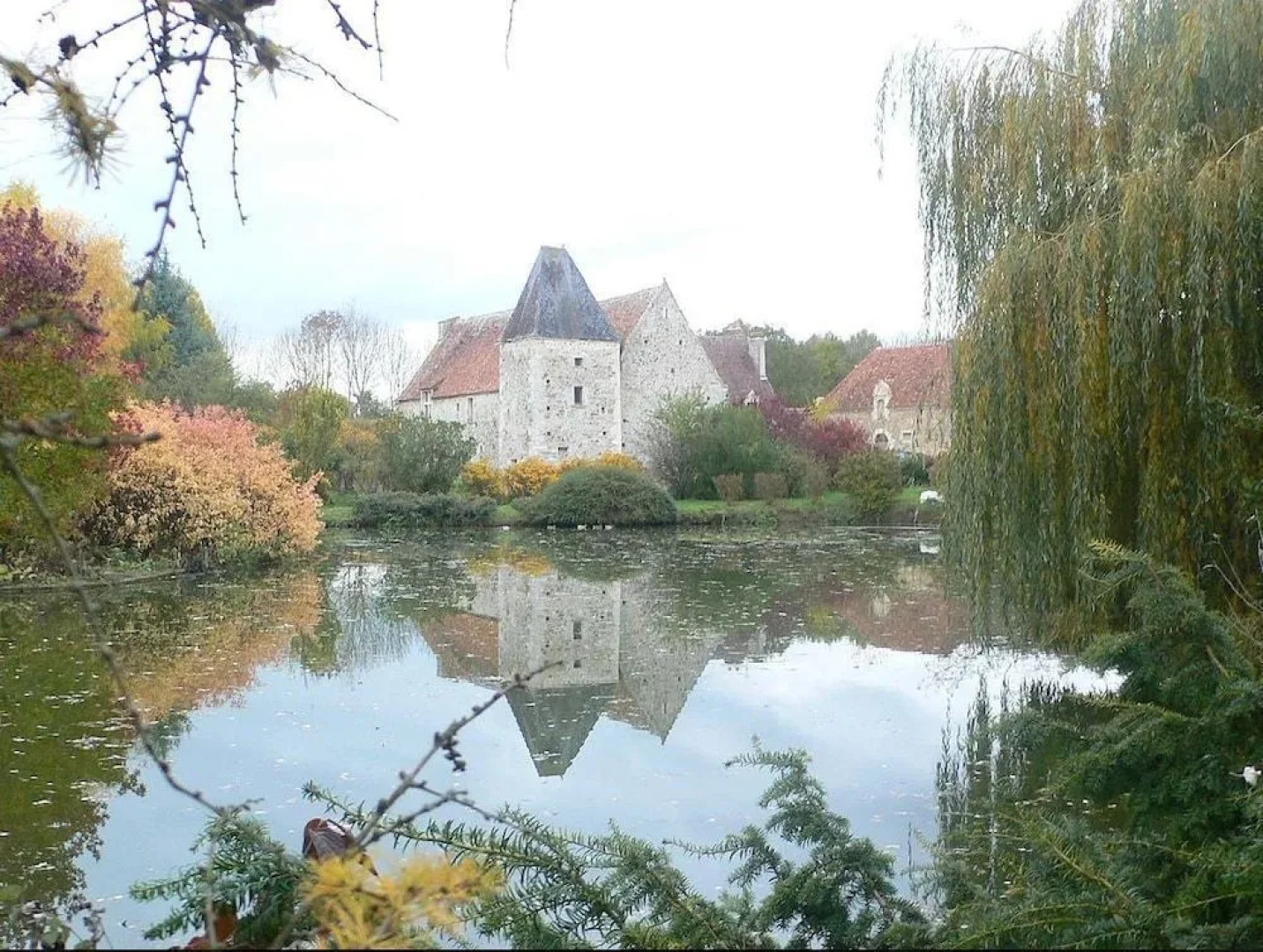 Ferme-Château de Cordey & SPA