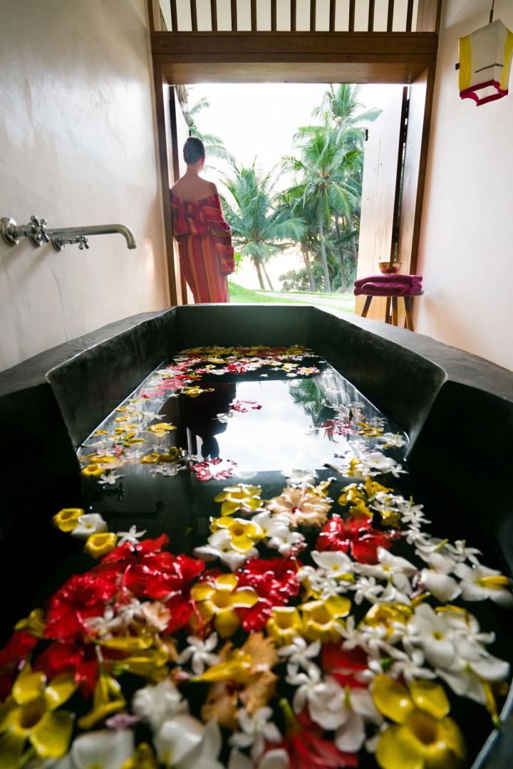 UTMT Underneath the Mango Tree Beach & Spa