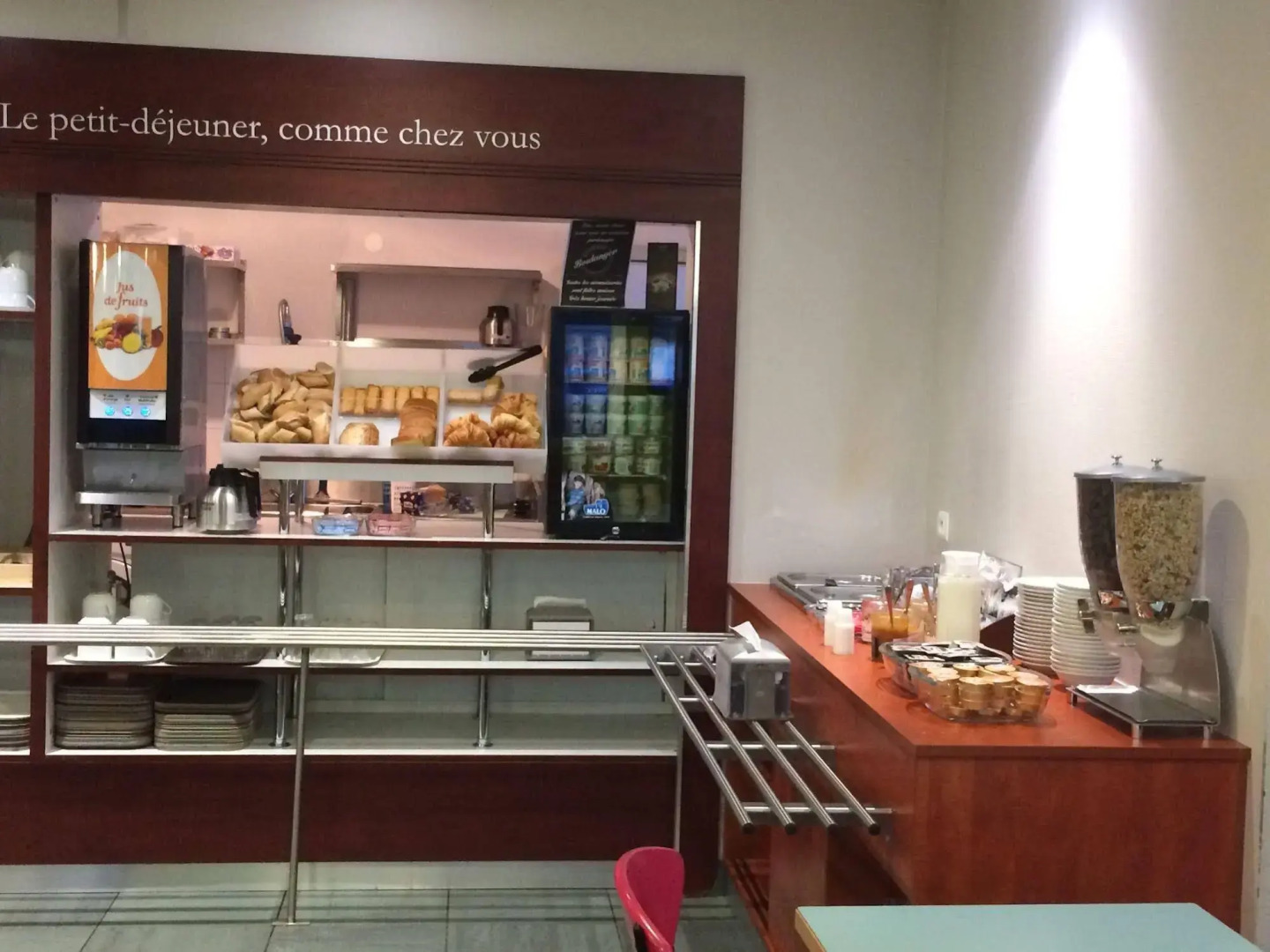 B&B HOTEL Lyon Vénissieux