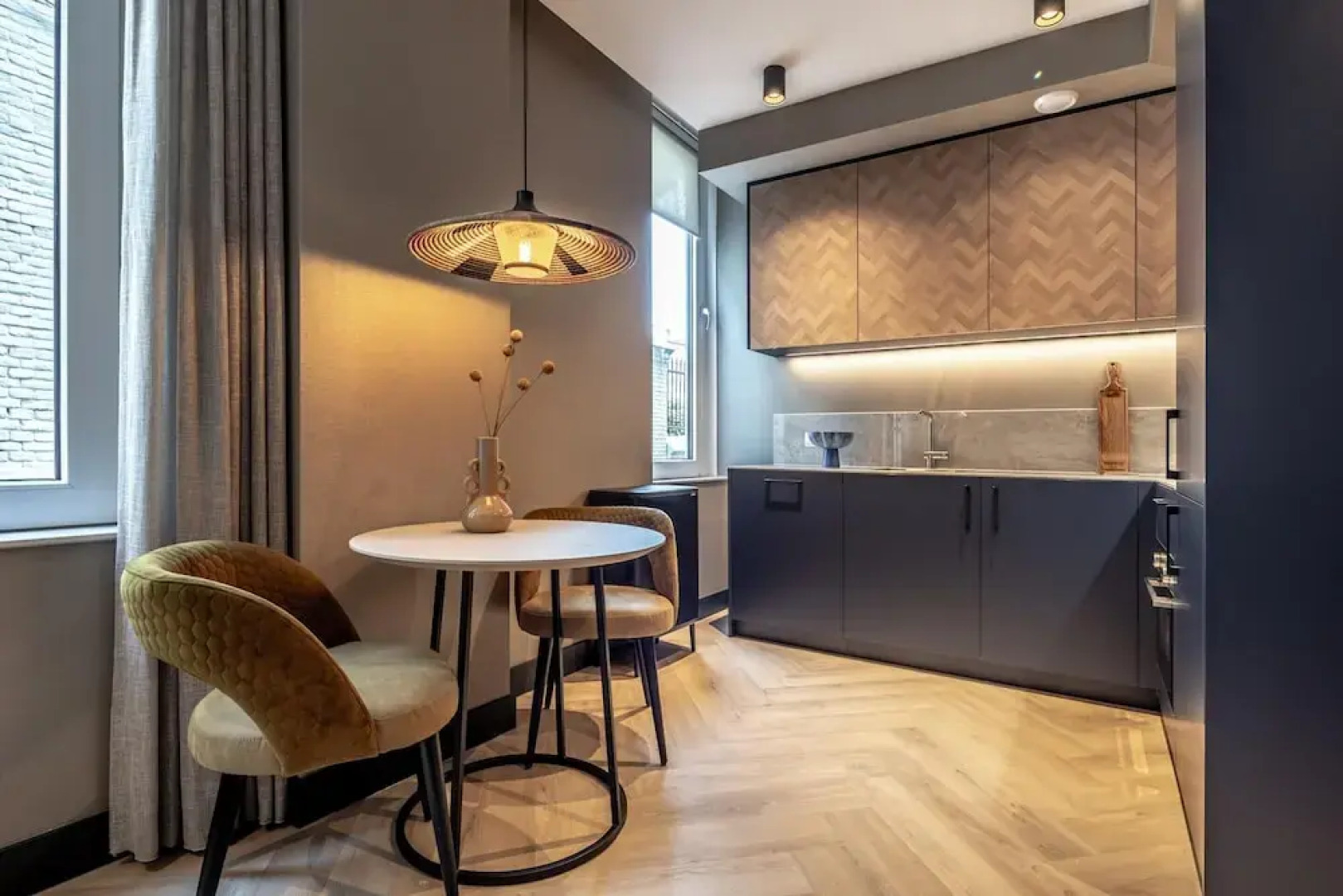 Spacious Apartment Retreat