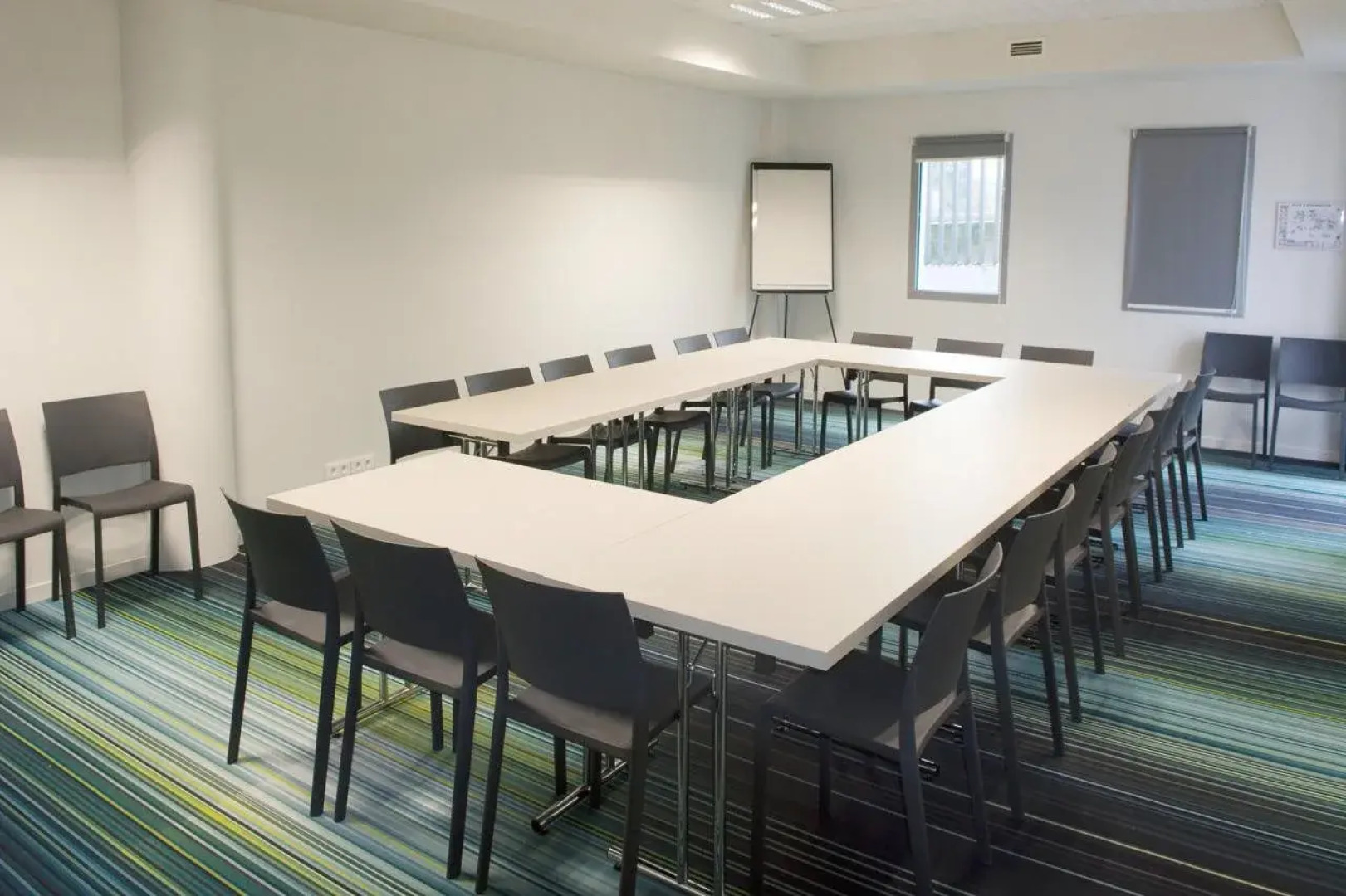 Отель Lodge In Paris 13 