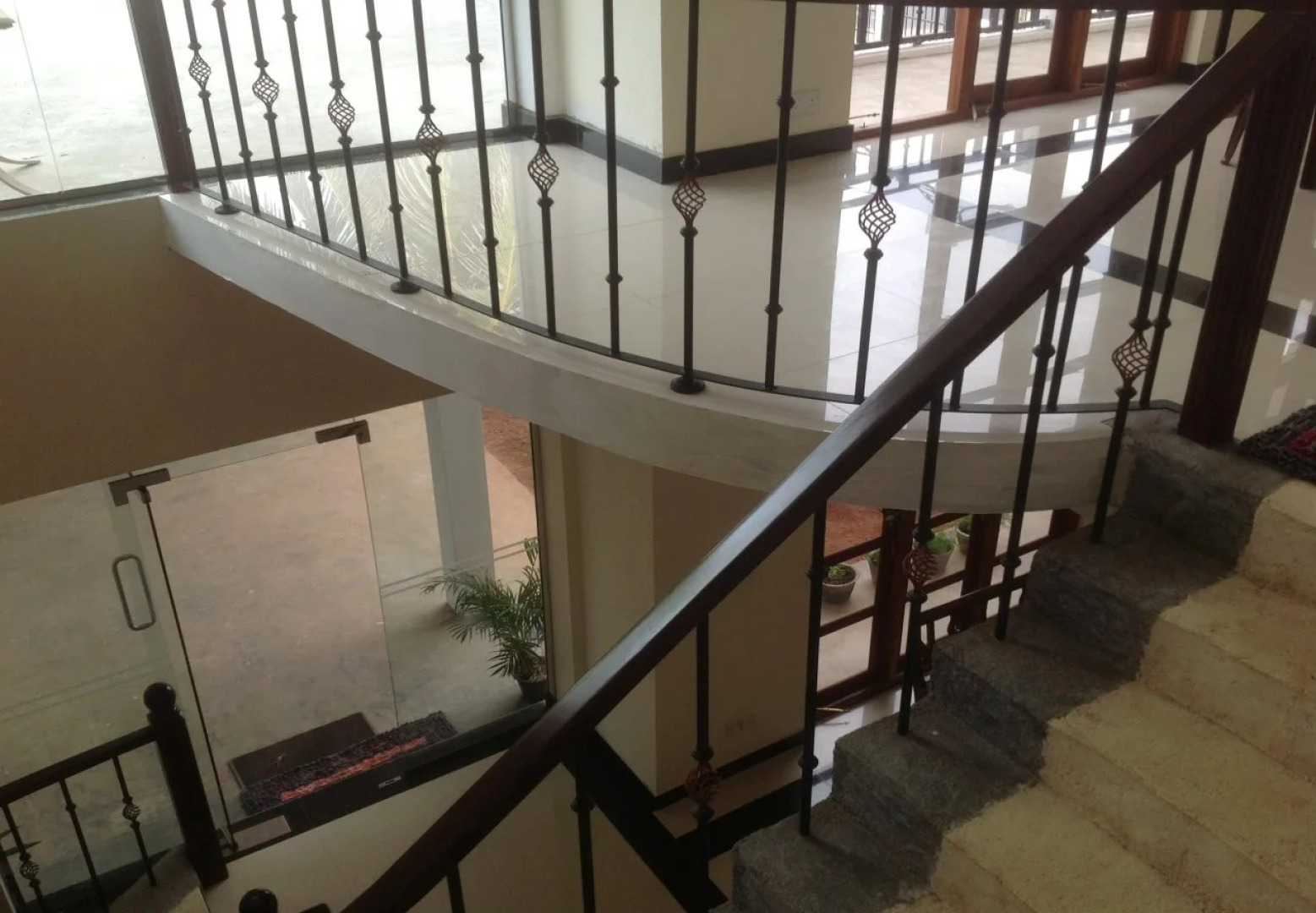 Araliya Blue Beach View Hotel