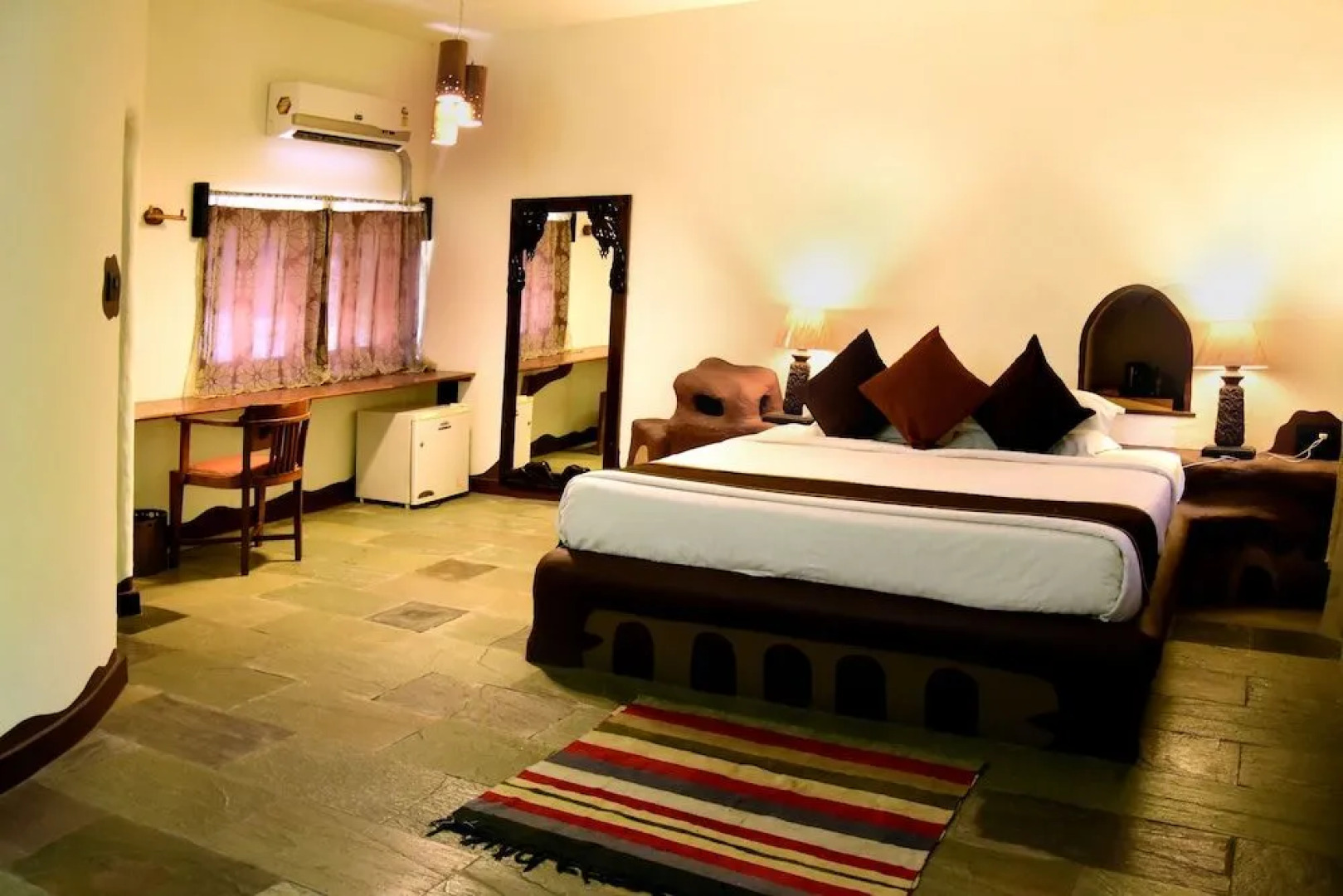 Hampis Boulders Resort