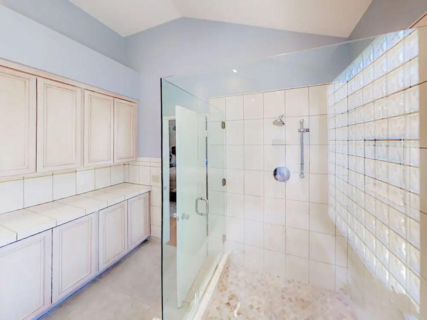 56120 Riviera House 4 Bedrooms 4.5 Bathrooms Home