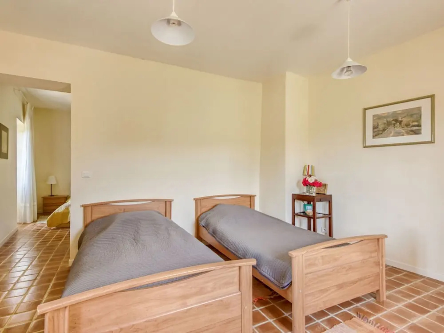 Quaint Holiday Home in Rustrel With Swimming Pool