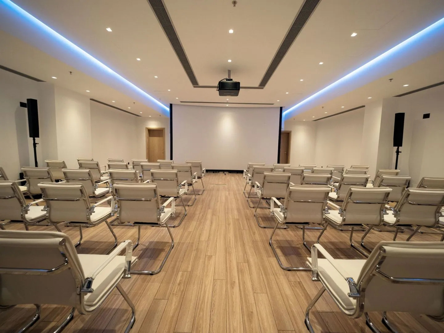 Abaton Island Resort & Spa