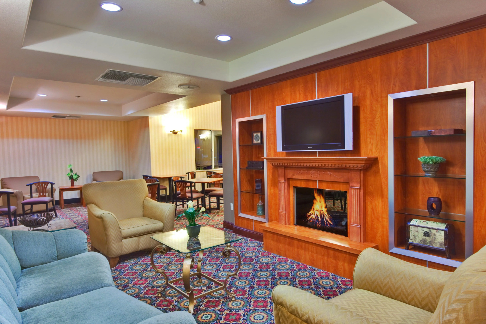 Holiday Inn Express & Suites Rancho Cucamonga by IHG