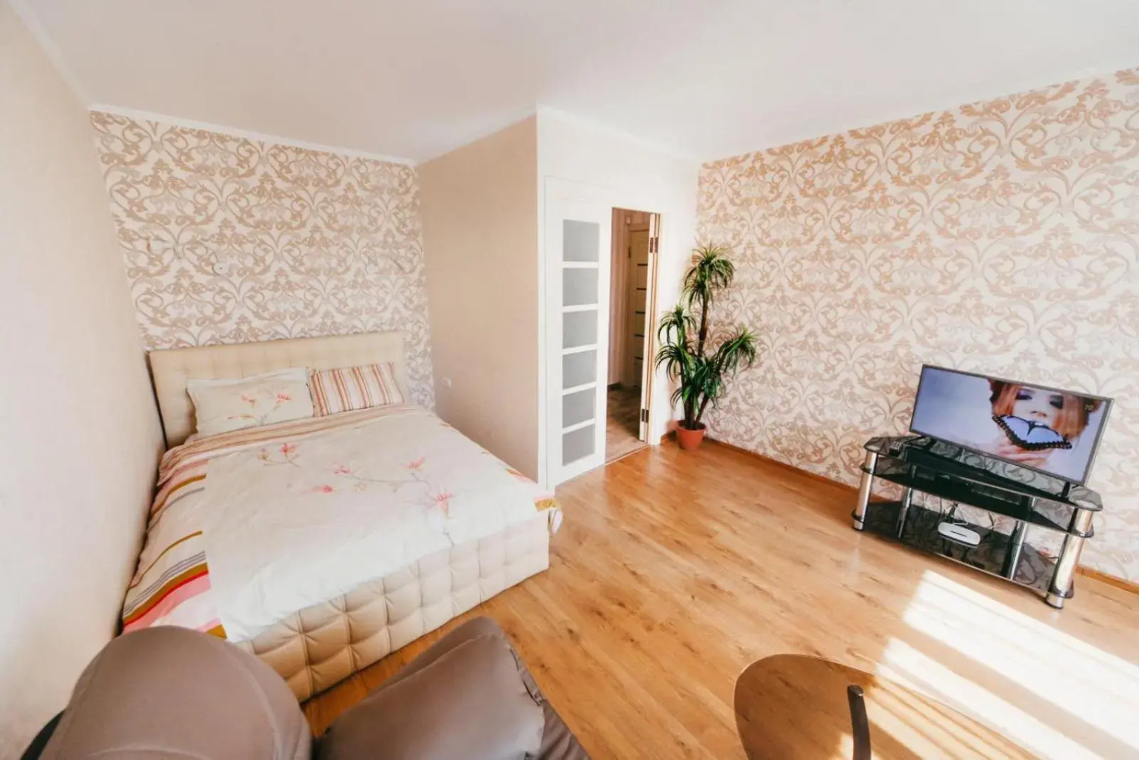 VIP-flat in the center of Vishenka