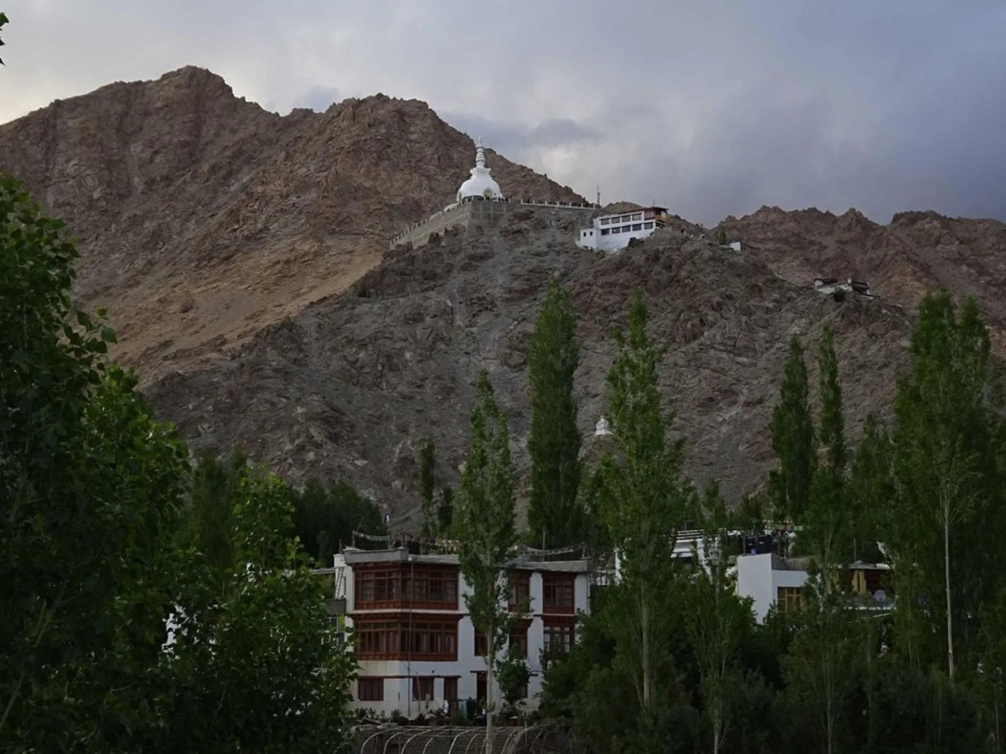 Hotel Gawaling International