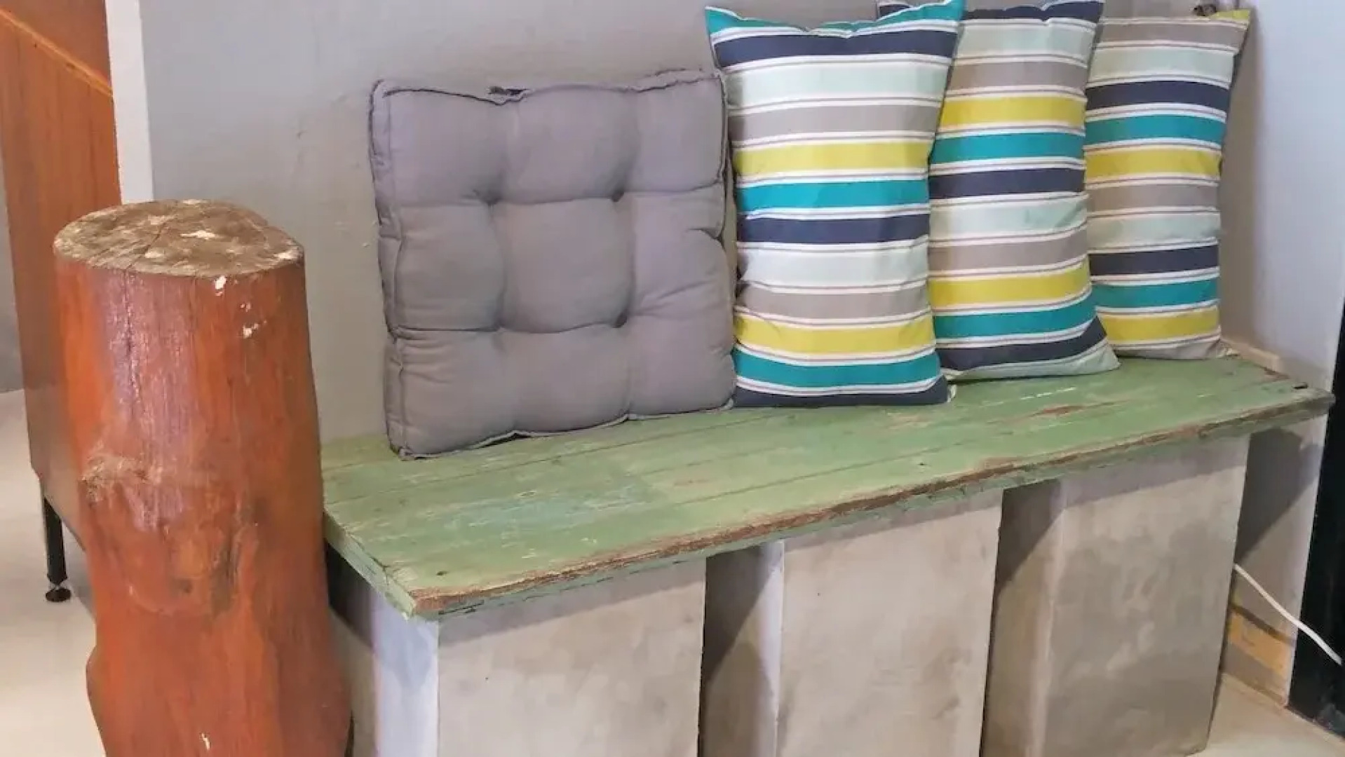 Vintage Wooden House 177