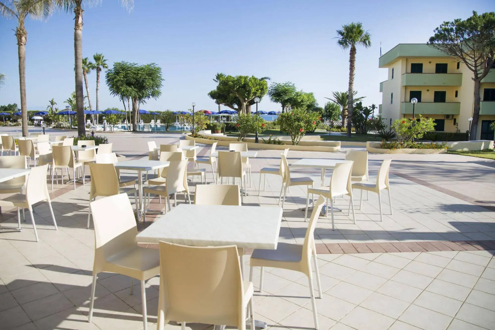 Hotel Village Paradise