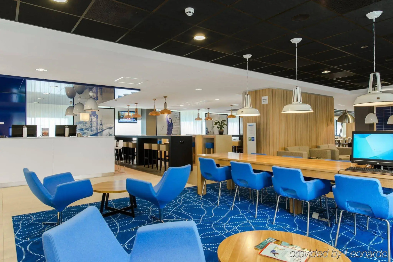 Holiday Inn Express Rotterdam - Central Station by IHG