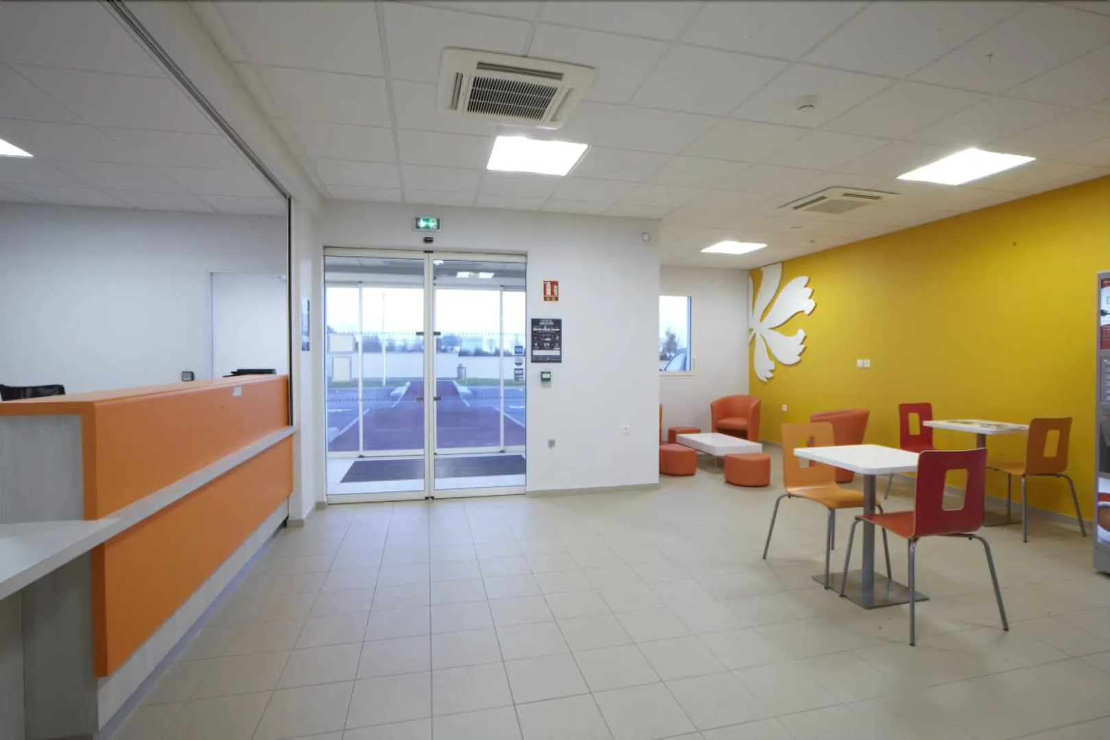 Hôtel Première Classe Caen Nord - Mémorial