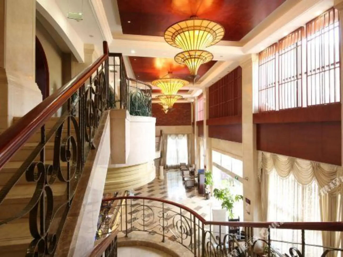 Longlin Hot Spring Resort