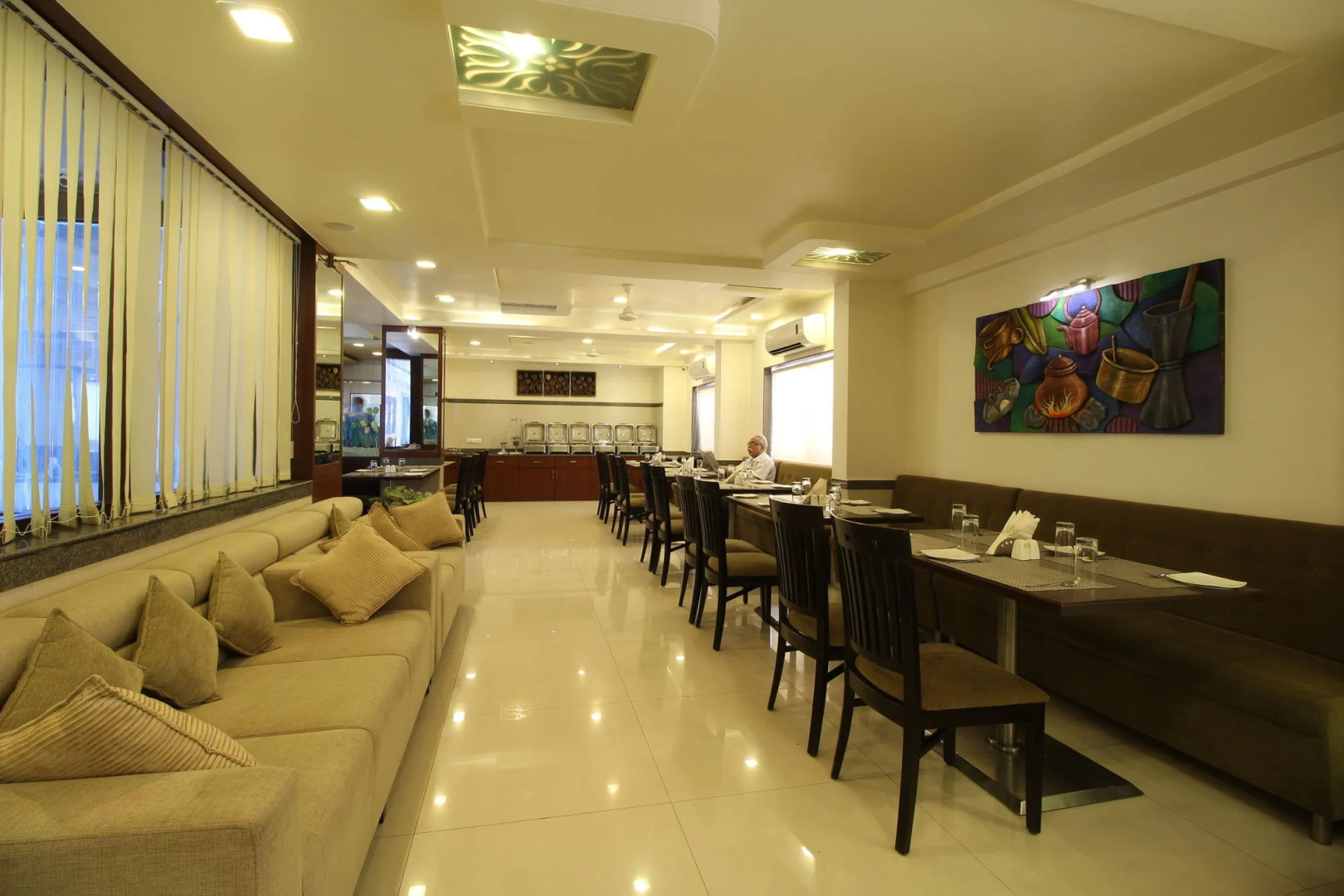 Marigold- Newly Renovated Hotel