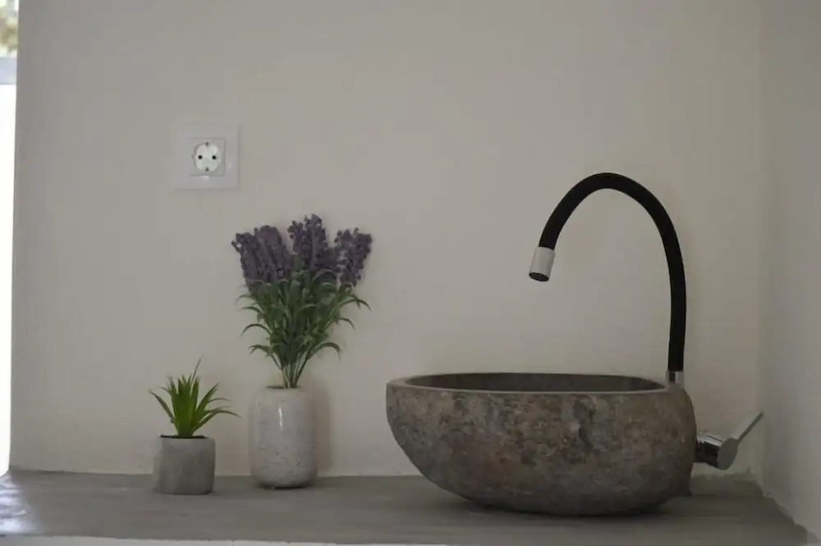 Aelia Sea View Studios