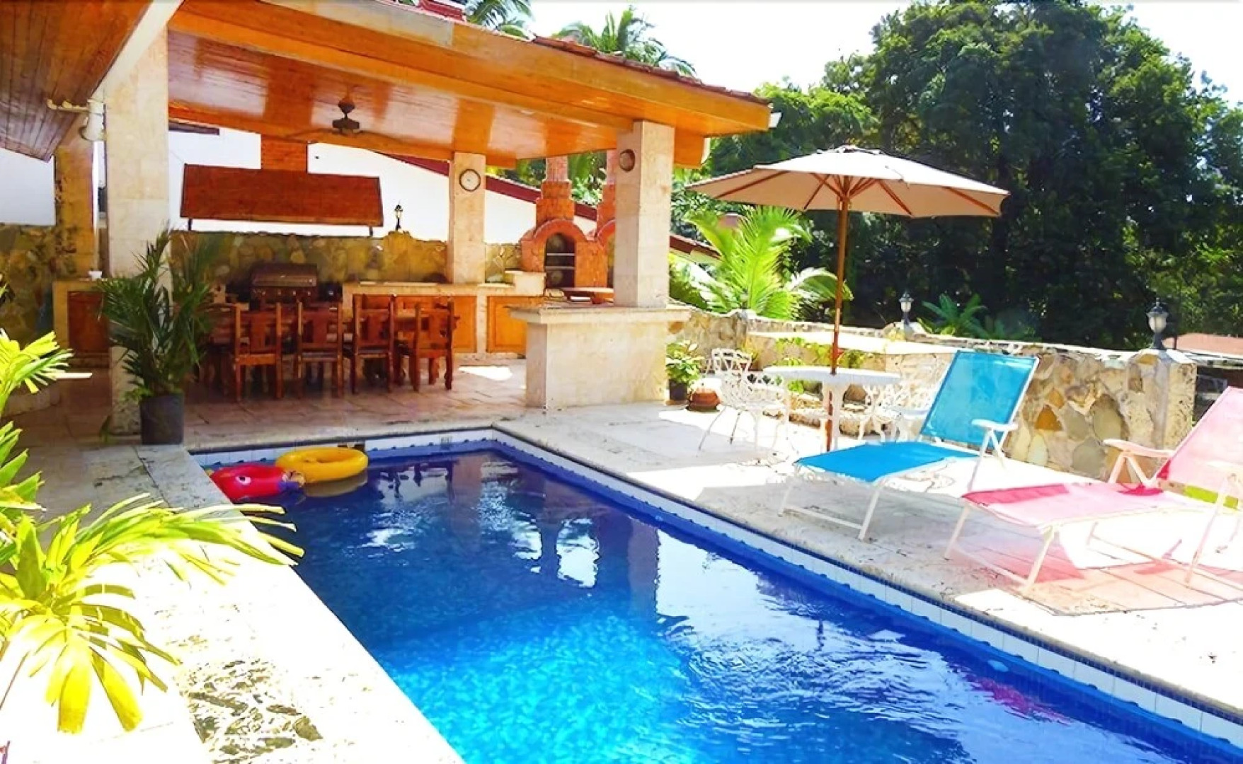 Spacious Casa Ken with Golf Cart