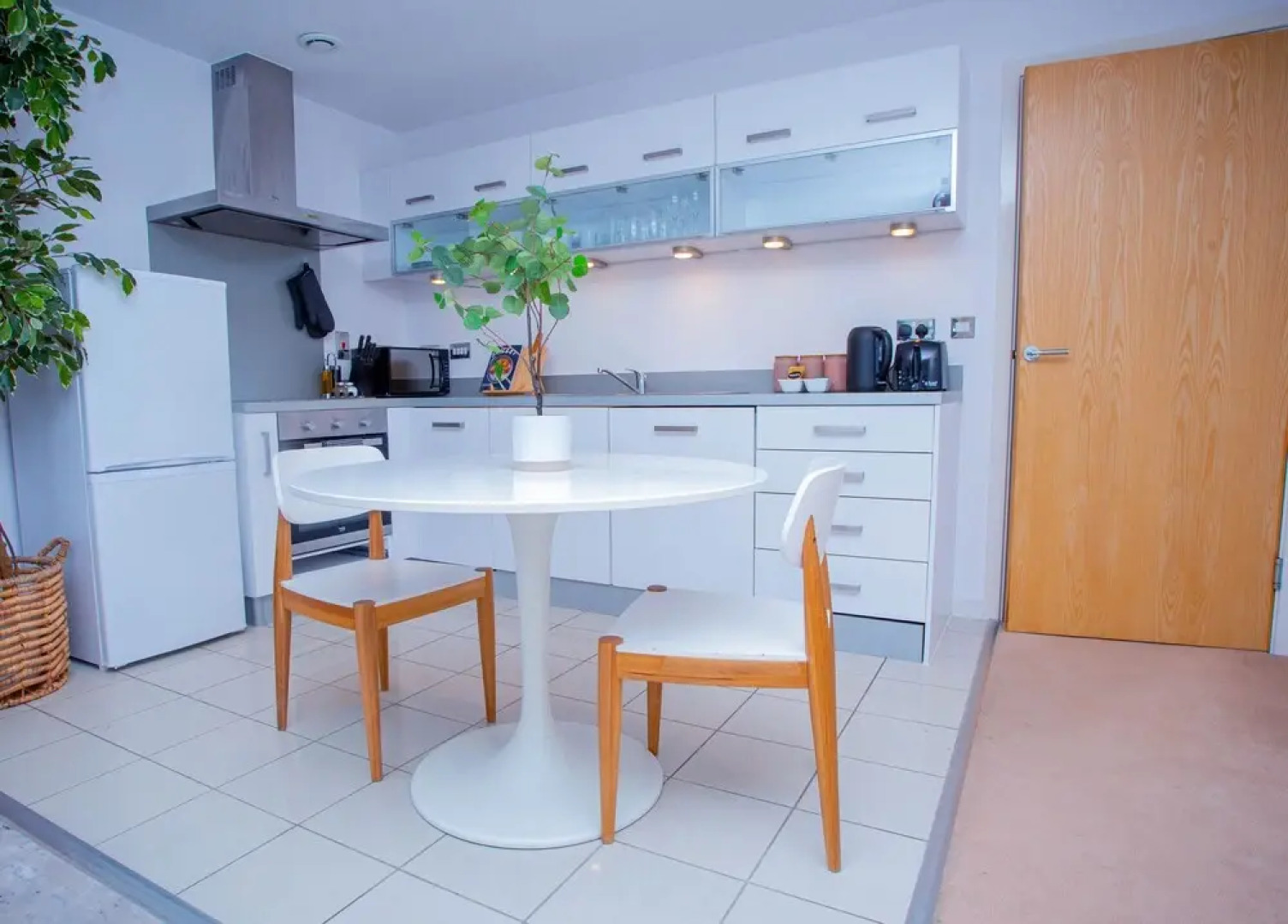 Nest Easy - Alpha House