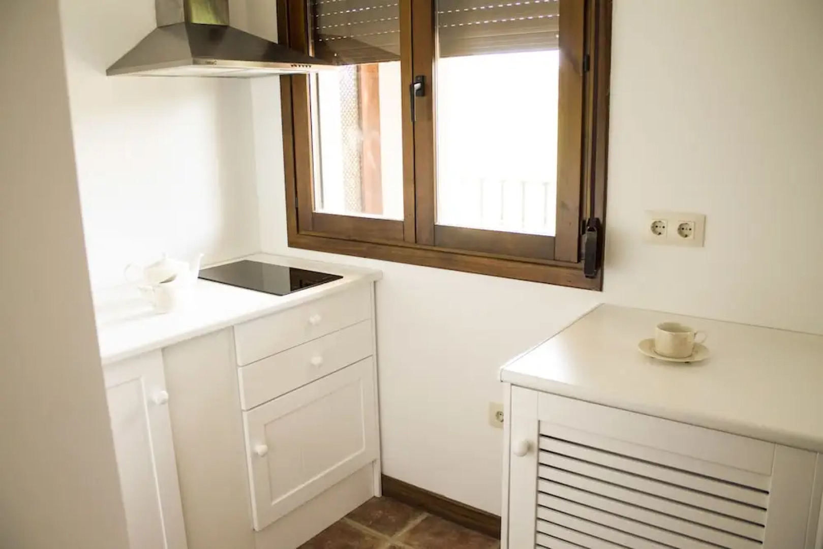 Alojamientos Victoria S.L.