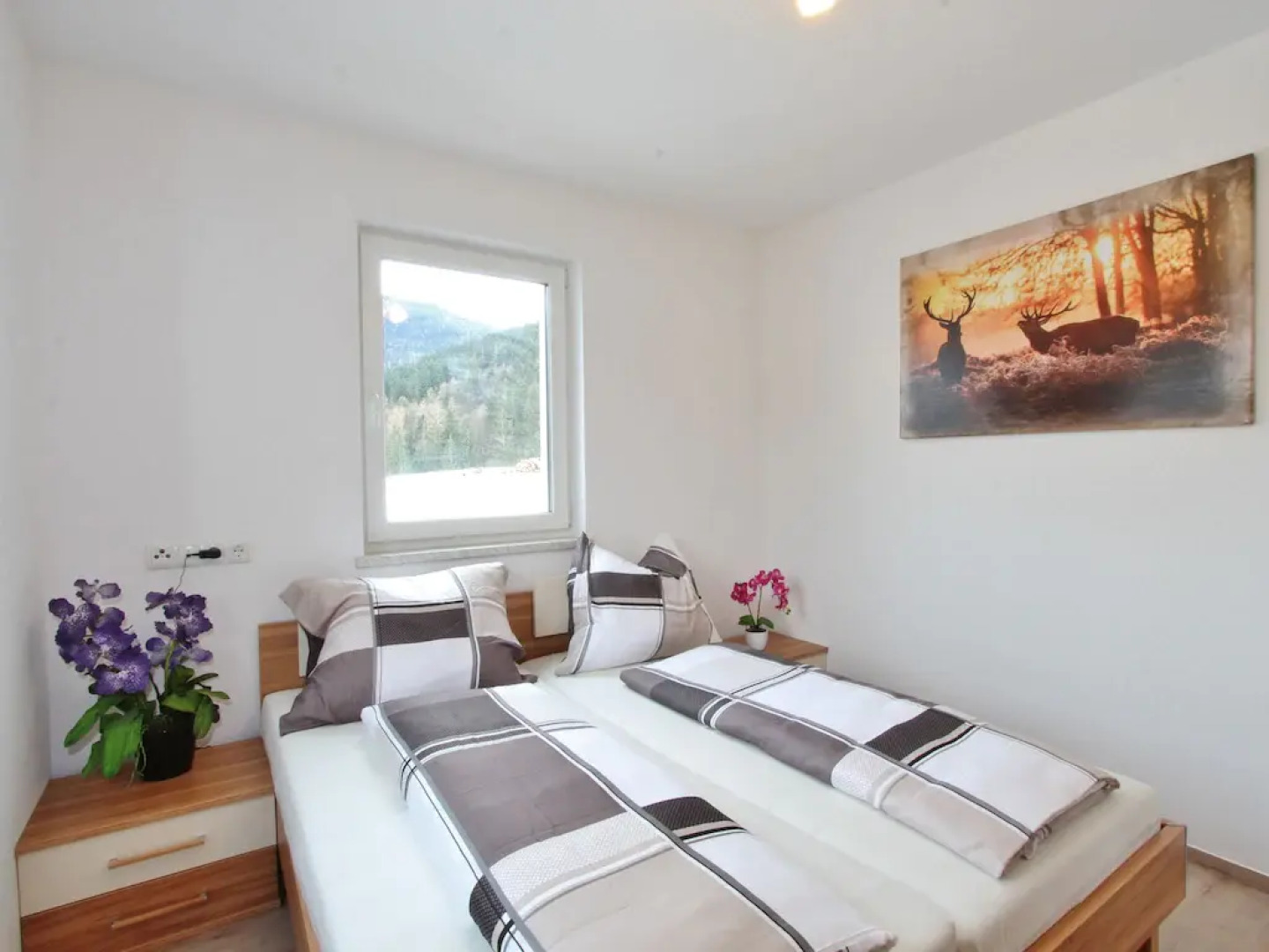 Spacious Villa With Garden in Hinterthiersee