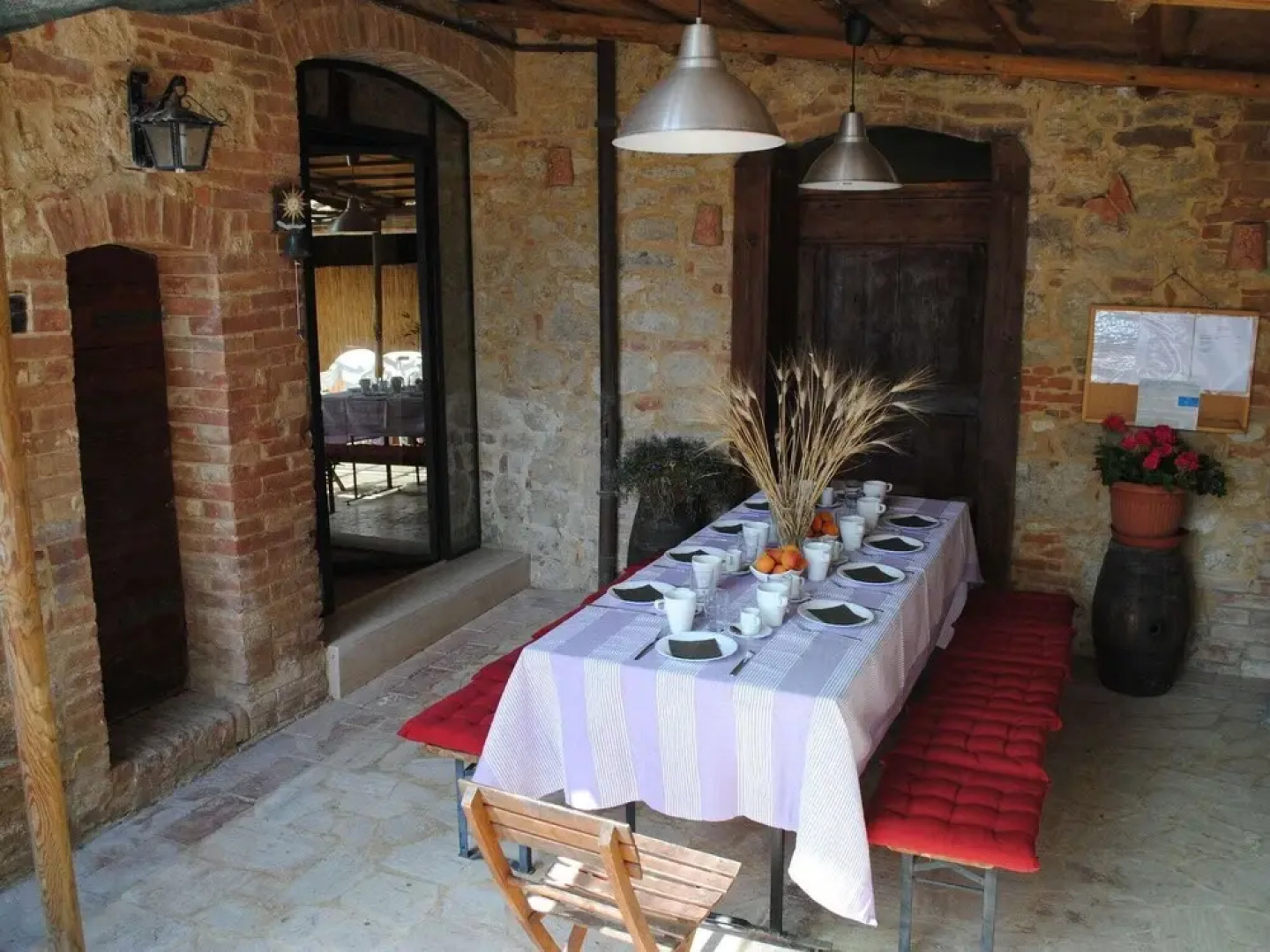 Villa With Private Pool, Immersed in the Gorgeous Countryside of Asciano
