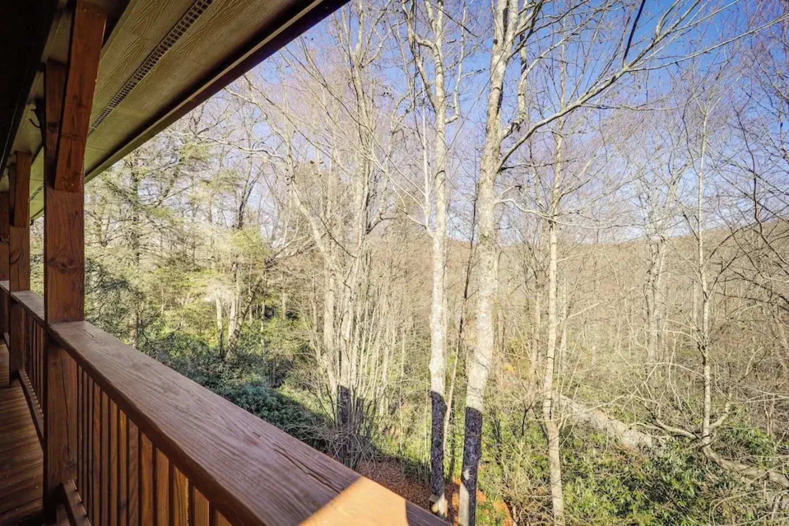 Blowing Rock Escape w/ Covered Deck & Fire Pit