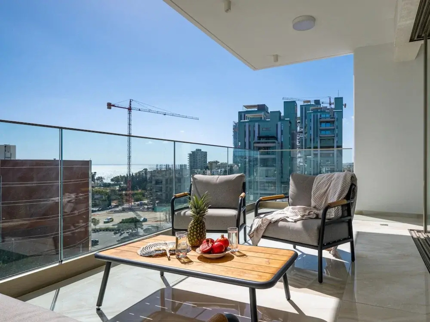 "sanders Dione Residences - Pleasant 2-bedroom Apartment With Sea View"