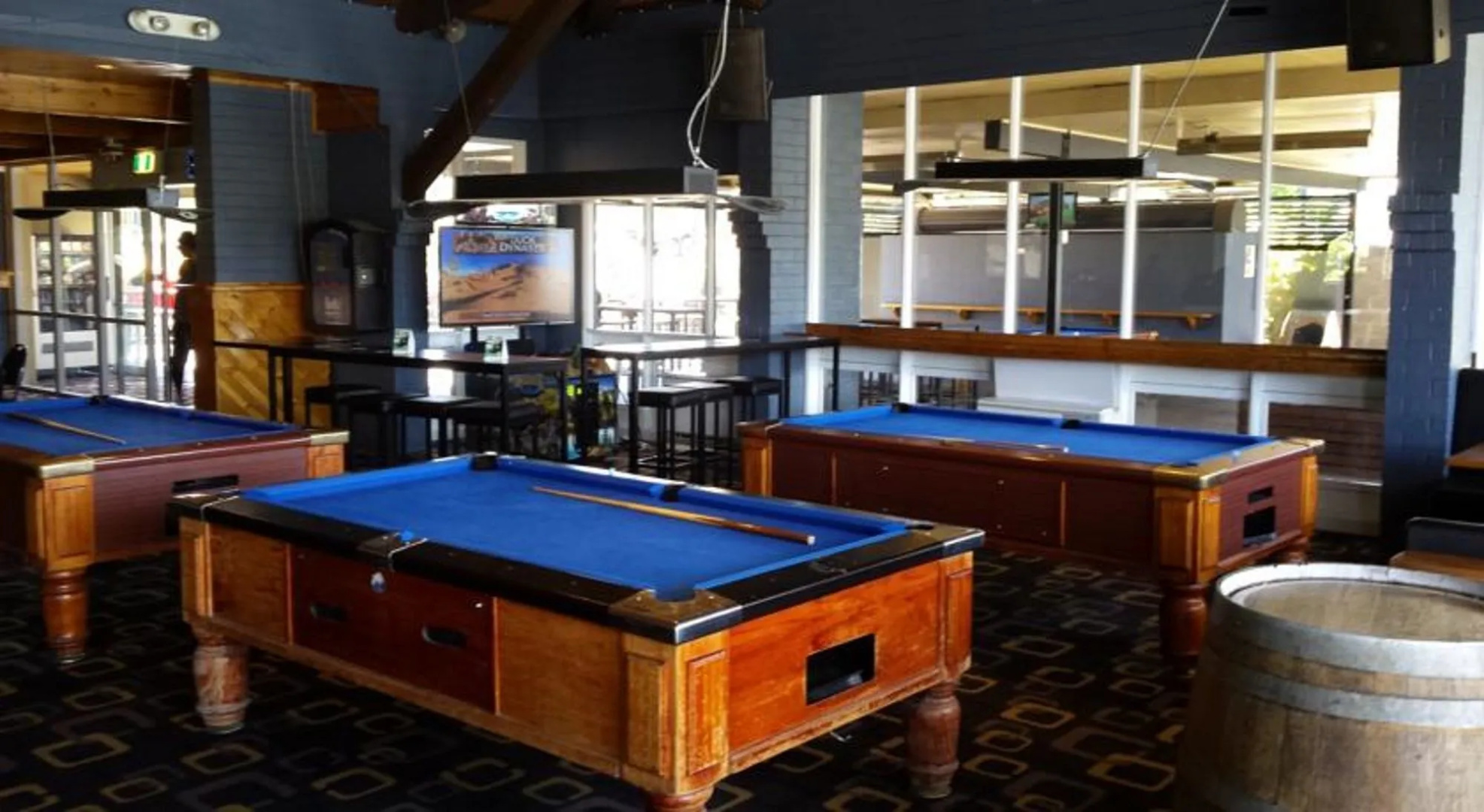 Lake Jindabyne Hotel