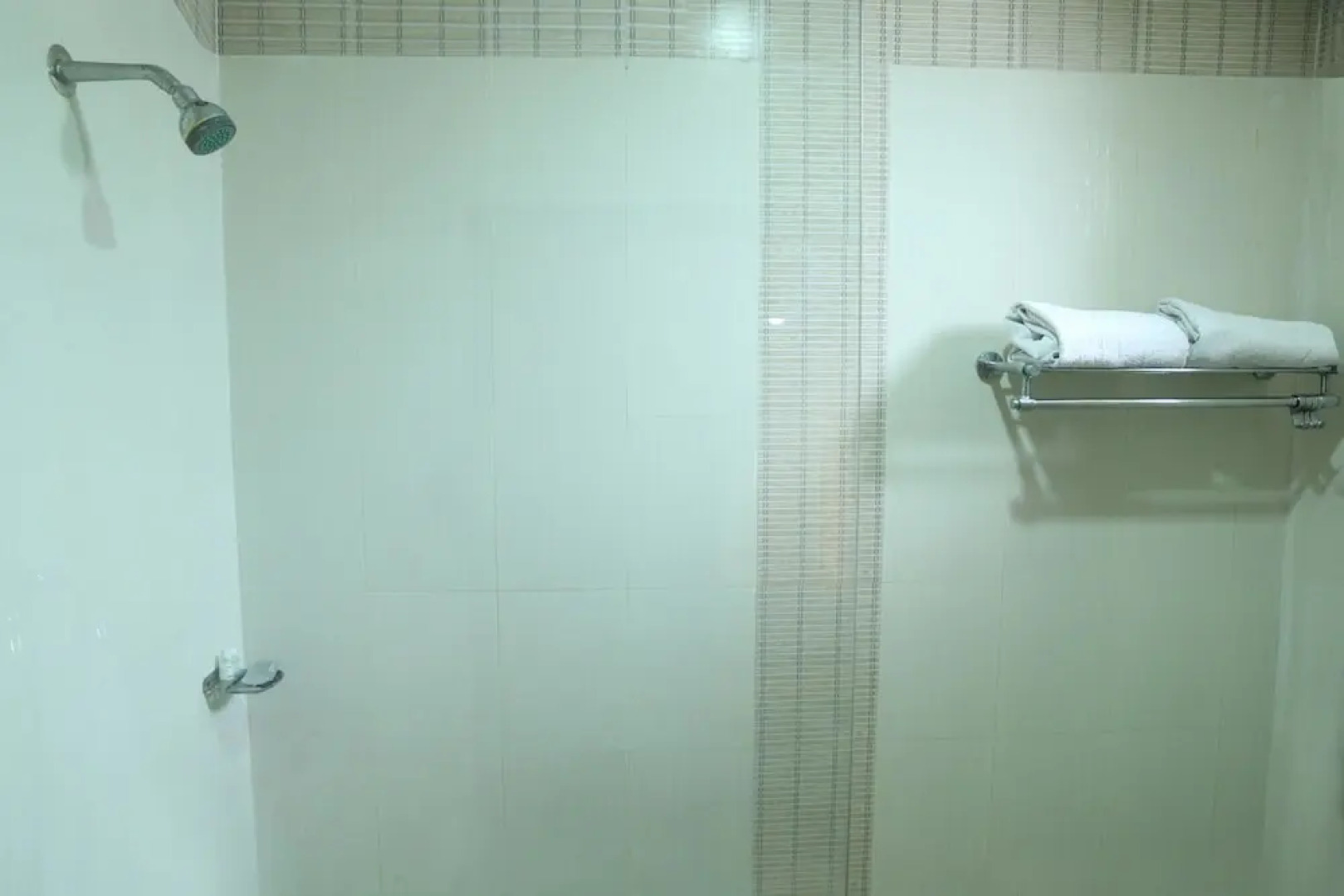 OYO 1843 Hotel PLR Kandy