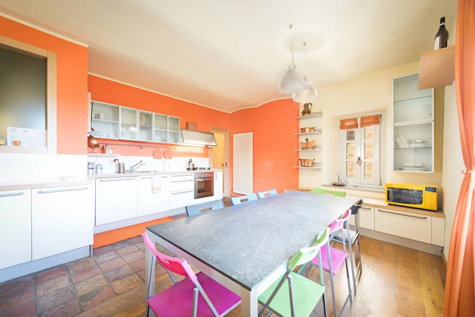 Villa Langhe in Castiglione Falletto