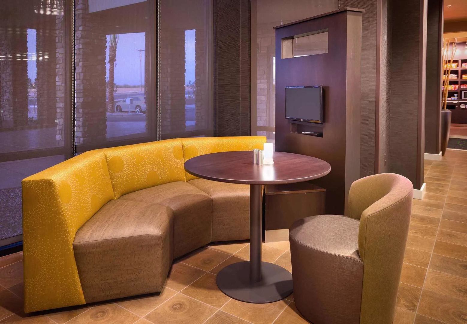 Courtyard Phoenix Mesa Gateway Airport