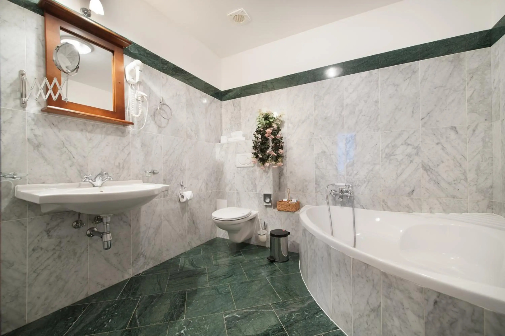 Brioni Boutique Hotel