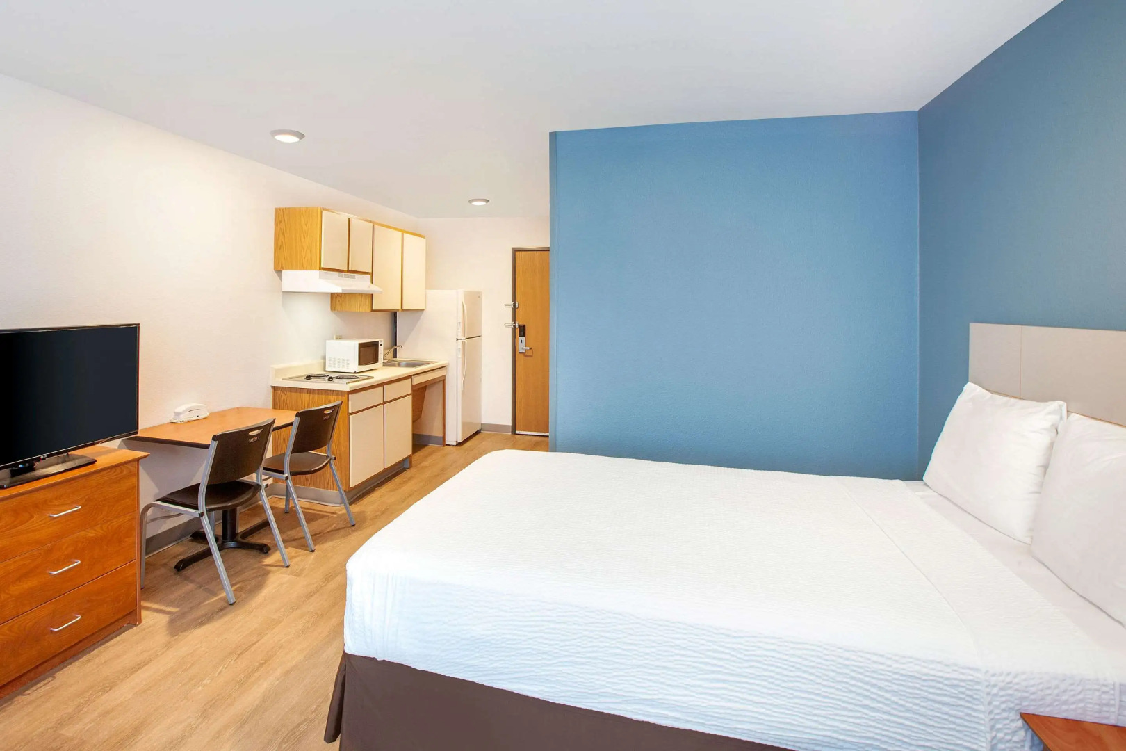 WoodSpring Suites Pharr