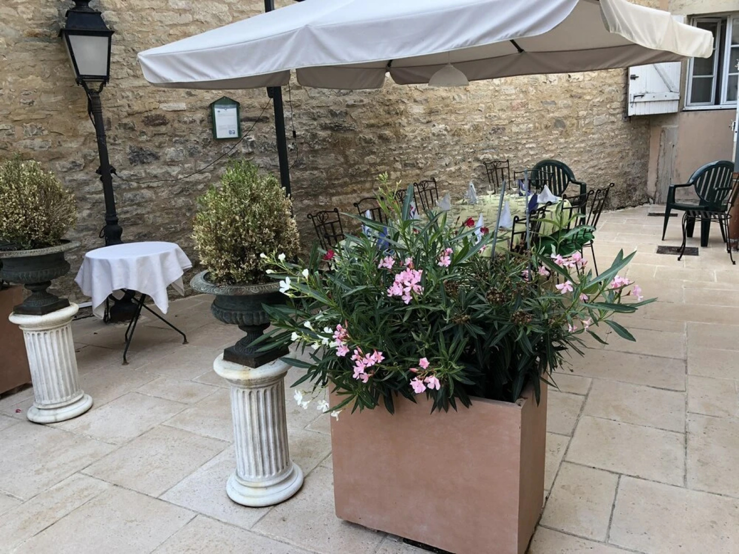 Le Chateau de Plombieres - Dijon