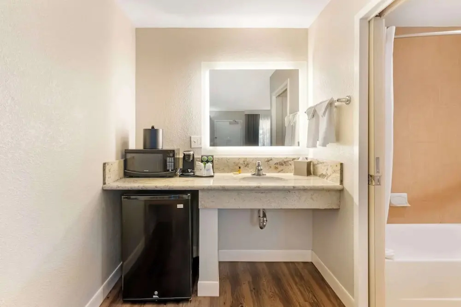 Vagabond Inn Executive Rancho Cordova