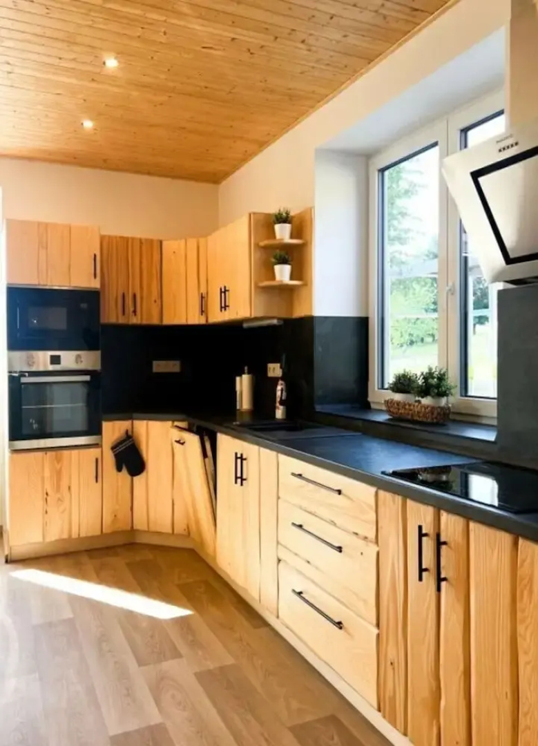 Spacious Villa With Swimming Pool
