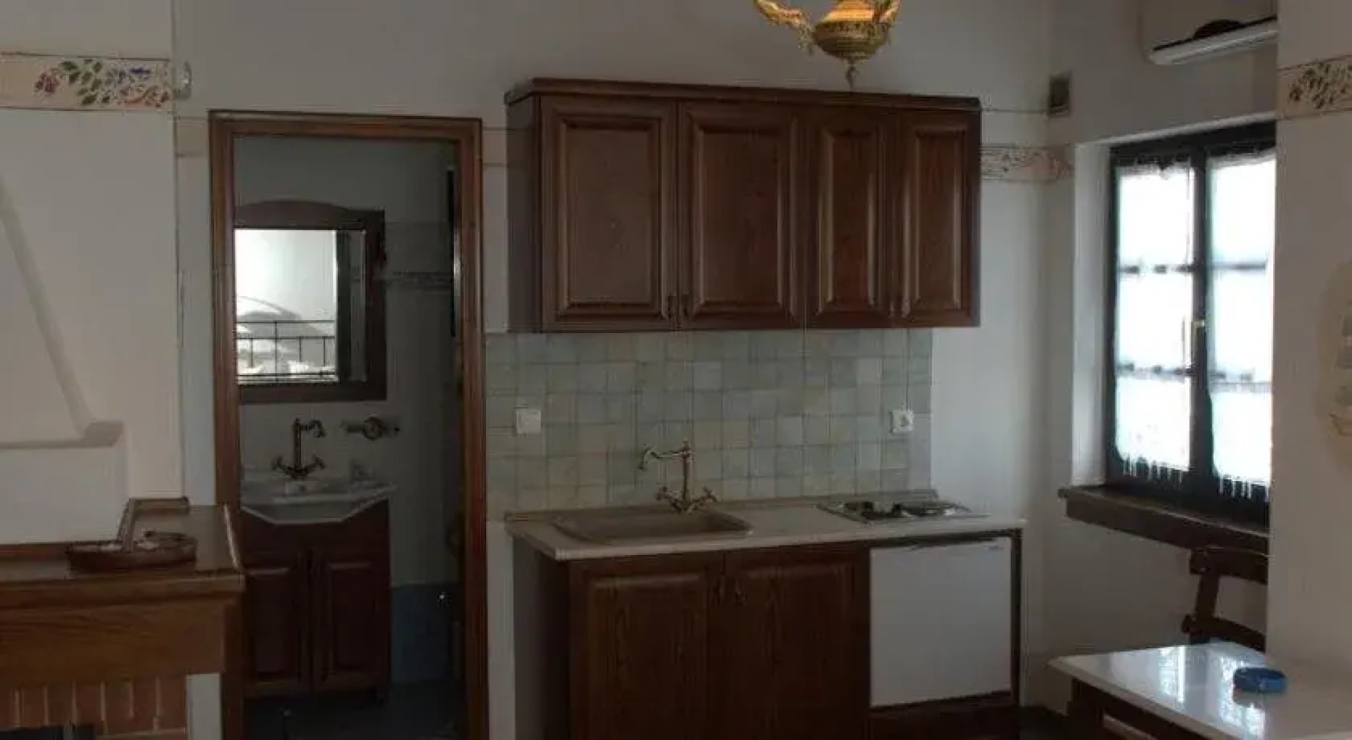 Veras Traditional House